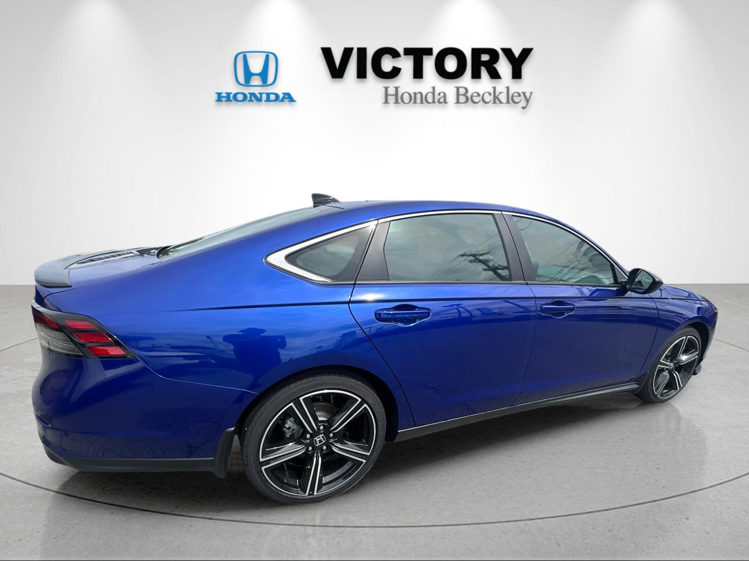 New 2025 Still Night Pearl Honda HYBRID SPORT image 5
