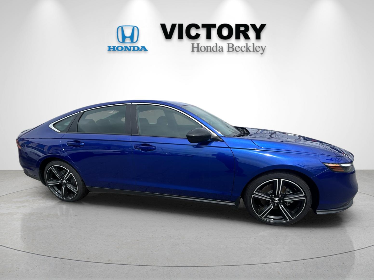 New 2025 Still Night Pearl Honda HYBRID SPORT image 7