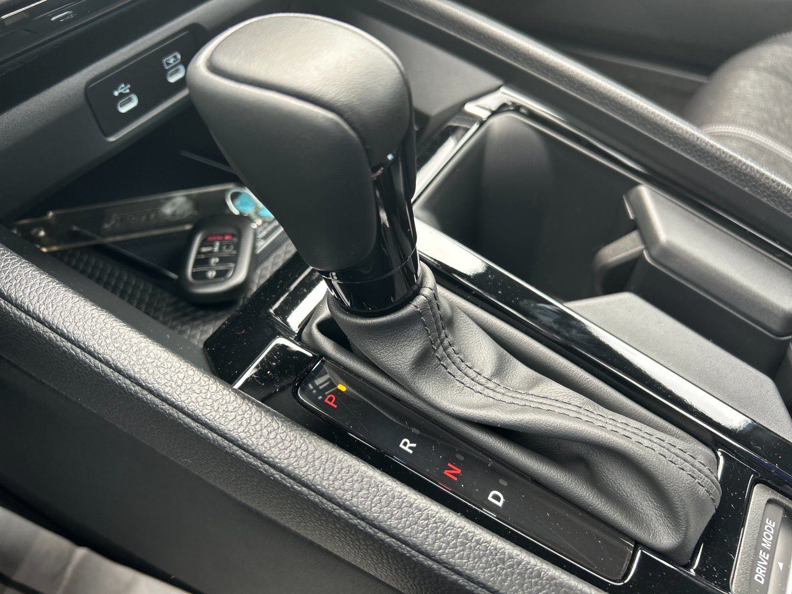 New 2025 Still Night Pearl Honda HYBRID SPORT image 25