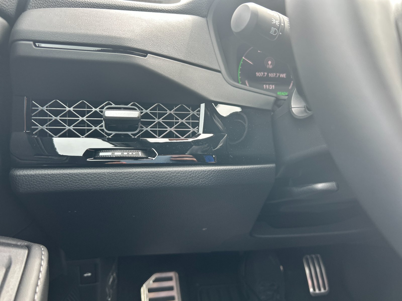 New 2025 Still Night Pearl Honda HYBRID SPORT image 32