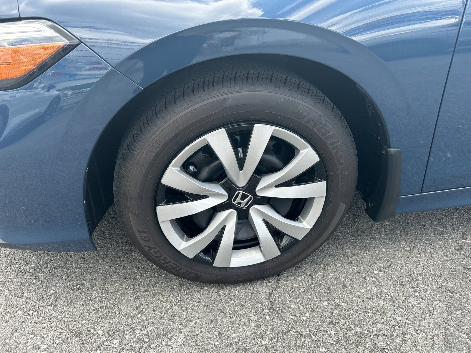 New 2026 Blue Lagoon Pearl Honda 2WD LX image 9