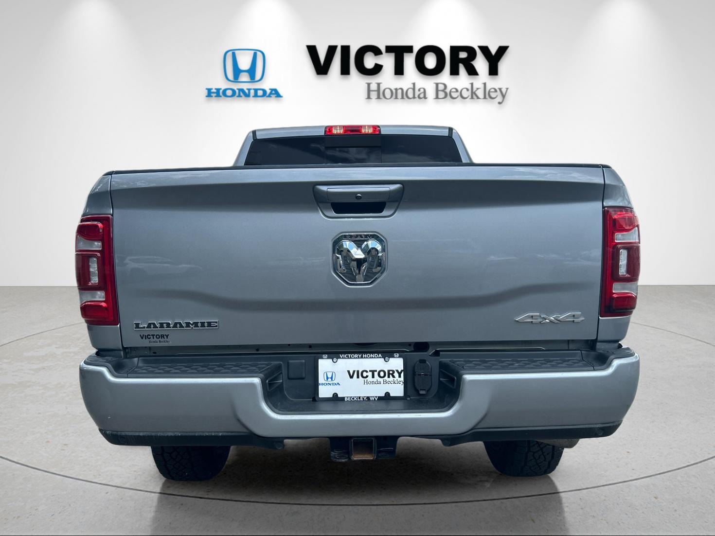 Used 2024 Billet Silver Metallic Ram Laramie image 4