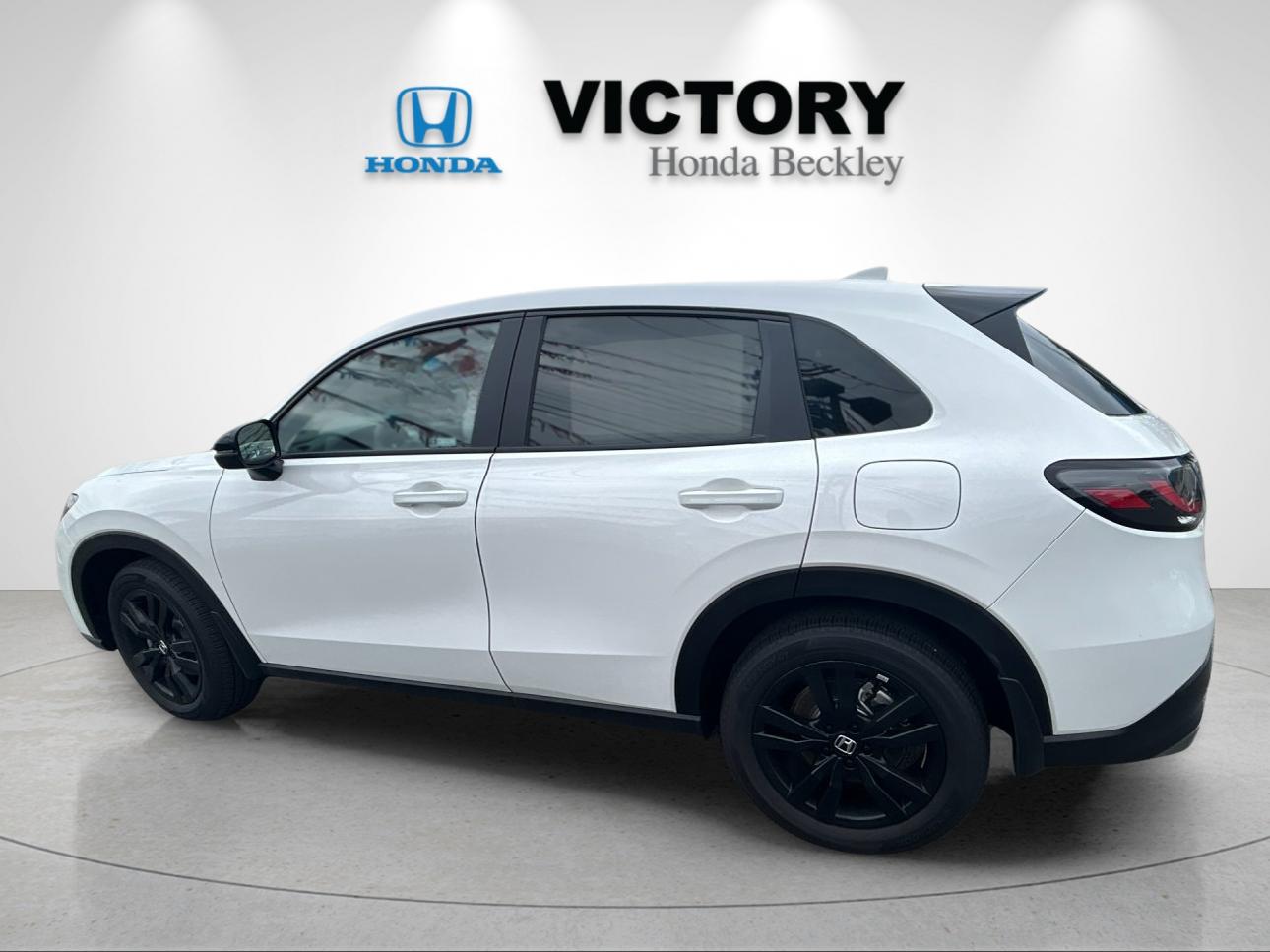 New 2026 Platinum White Pearl Honda AWD SPORT image 3