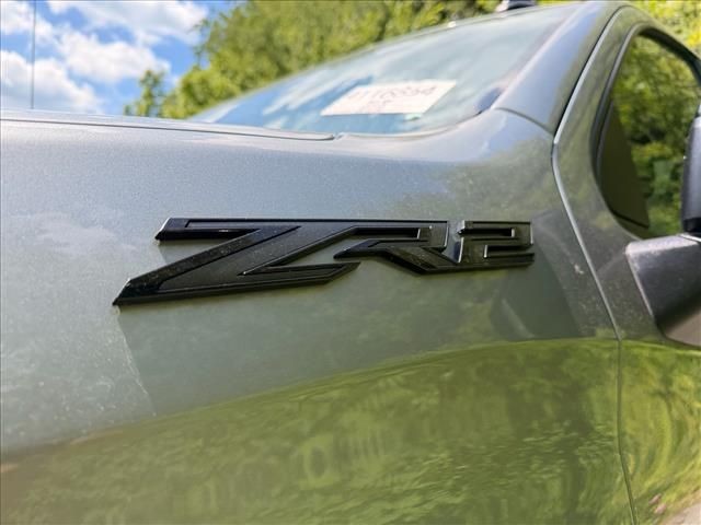 Used 2024 Sterling Gray Metallic Chevrolet ZR2 image 5