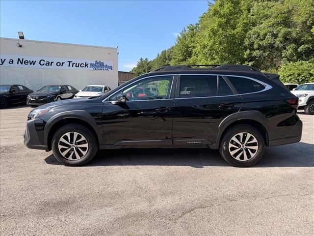 Used 2023 Crystal Black Silica Subaru Premium image 9