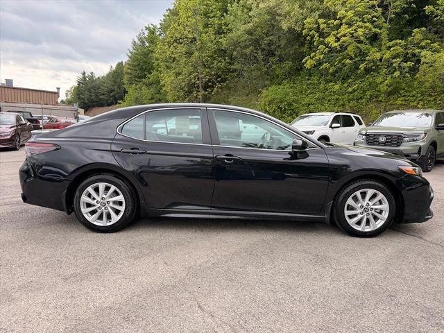 Used 2024 Midnight Black Metallic Toyota SE image 3
