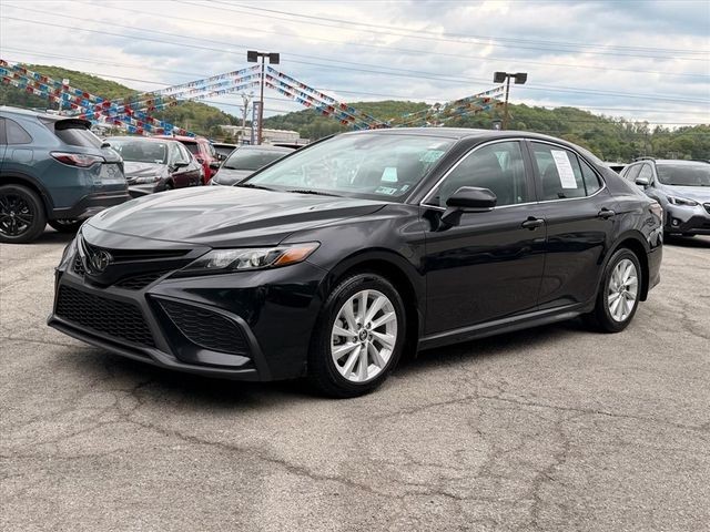 Used 2024 Midnight Black Metallic Toyota SE image 9