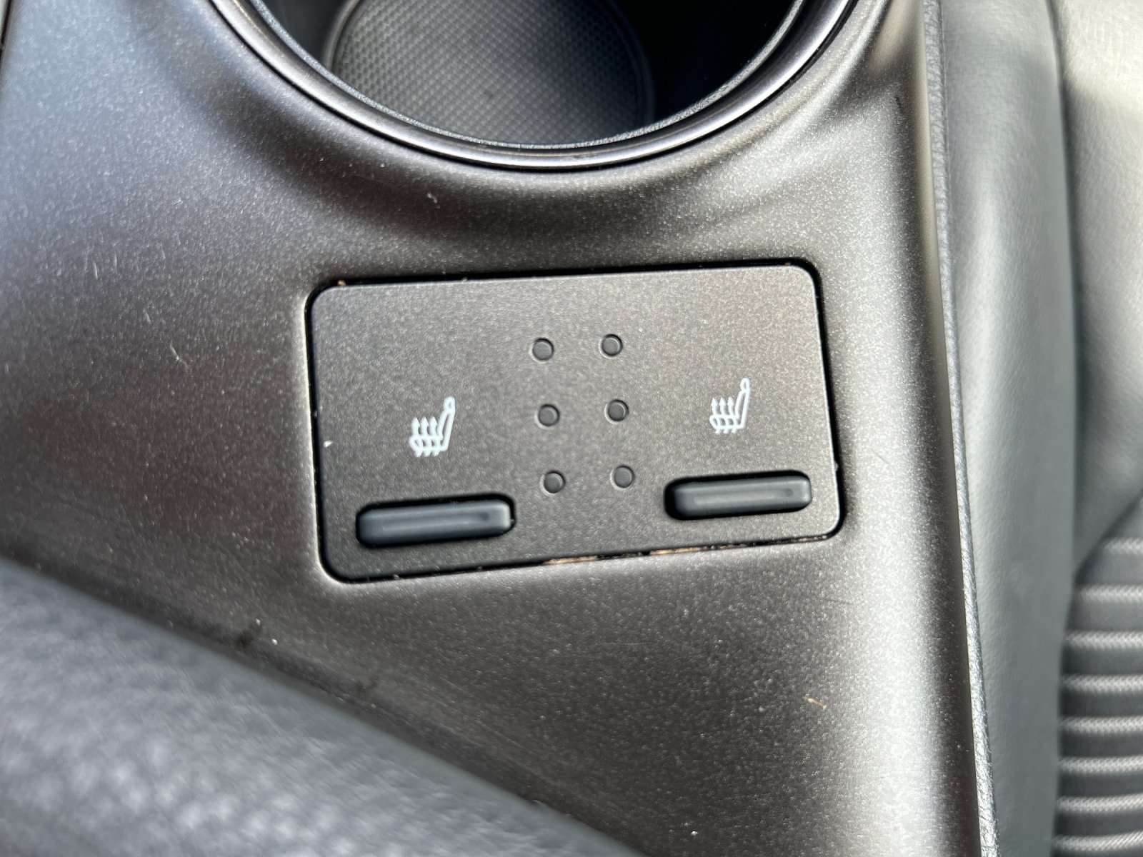 Used 2024  Toyota SE image 33
