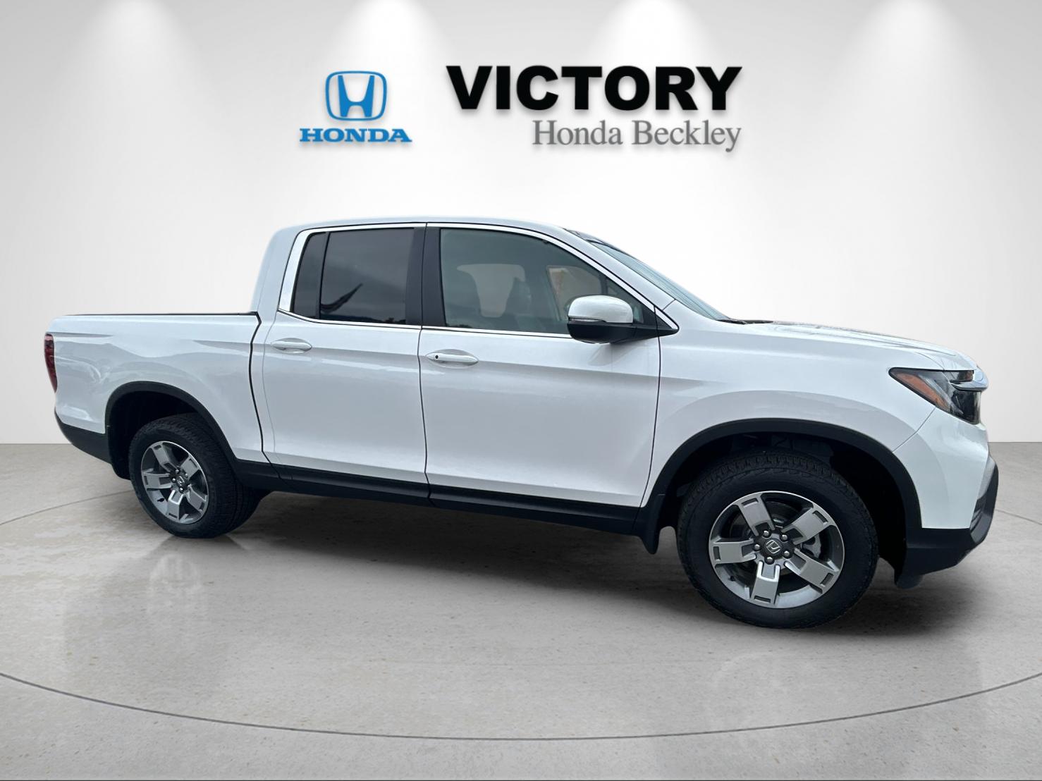 New 2026 Platinum White Pearl Honda RTL image 7