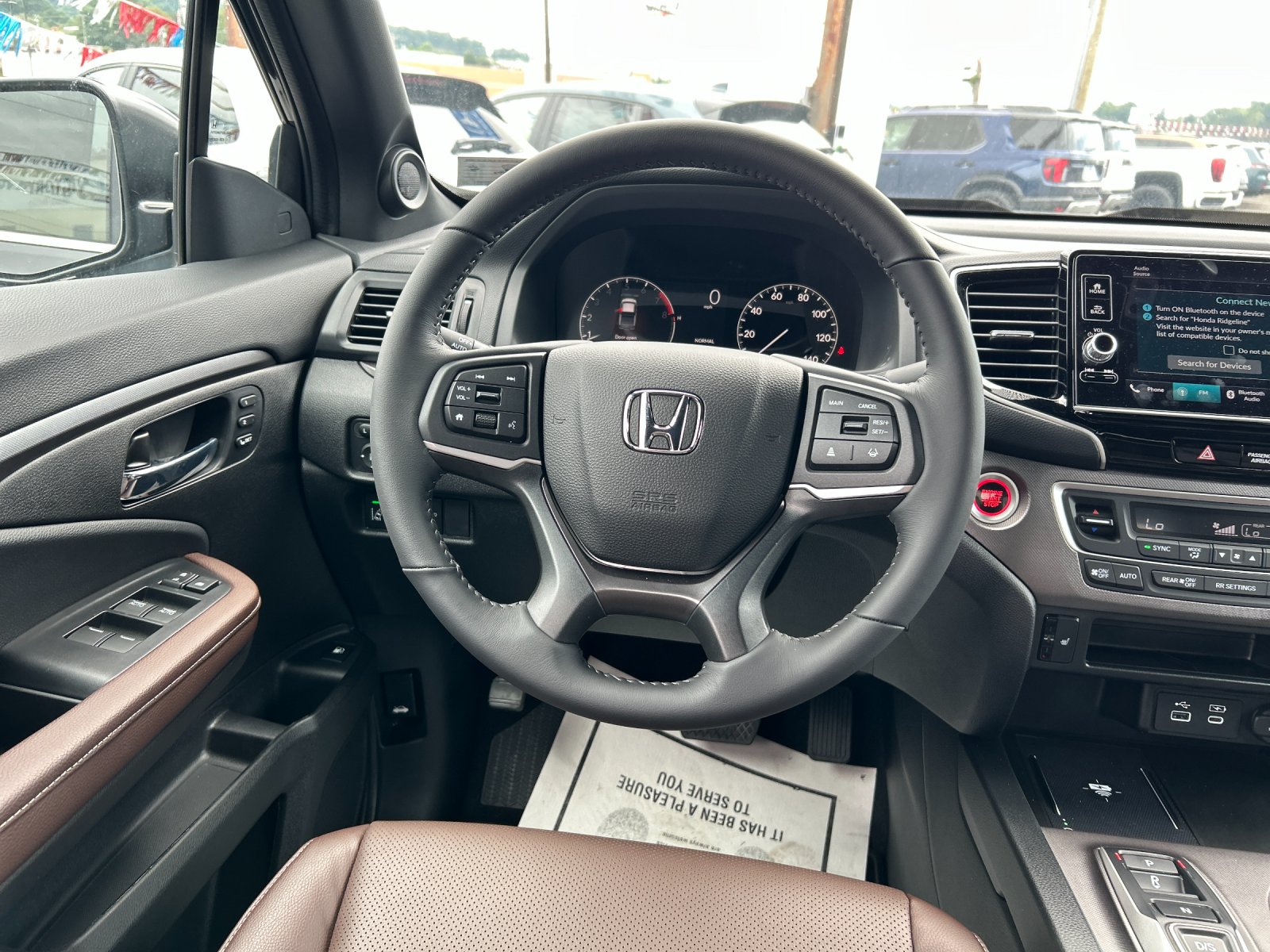 New 2025 Crystal Black Pearl Honda AWD RTL image 17
