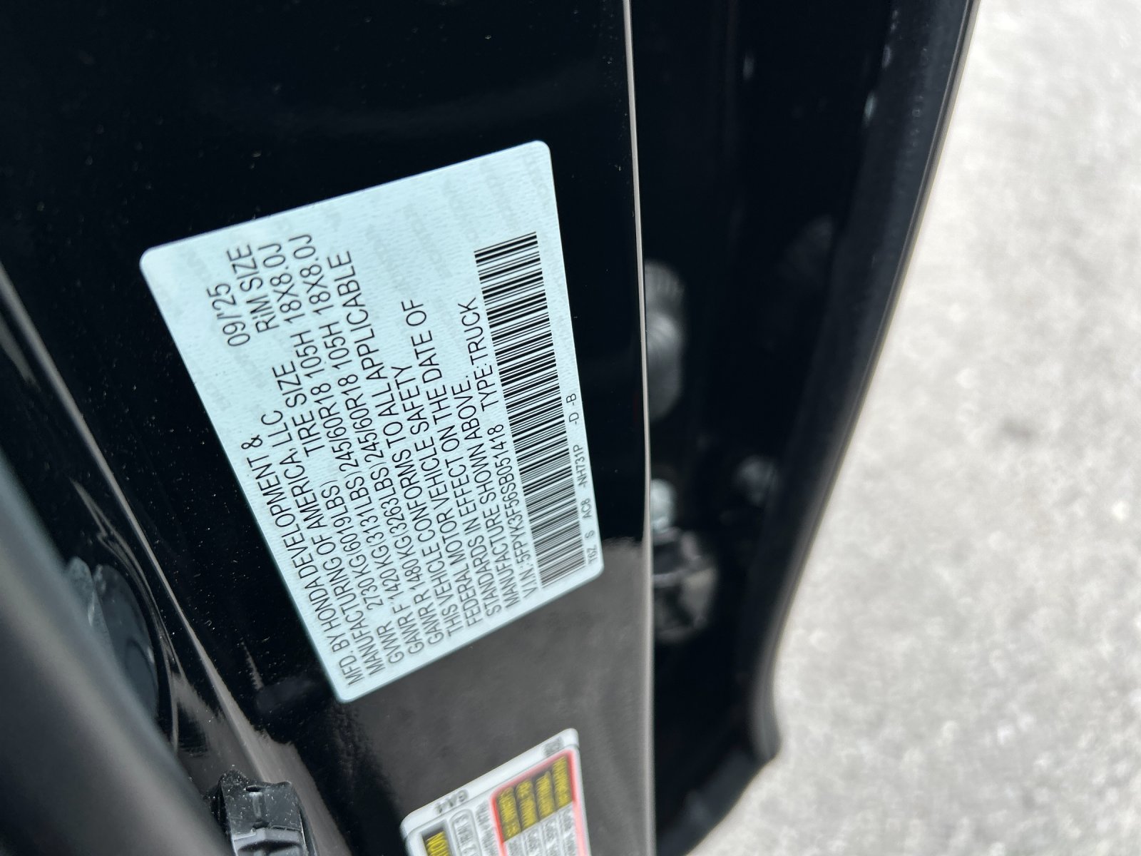 New 2025 Crystal Black Pearl Honda AWD RTL image 35