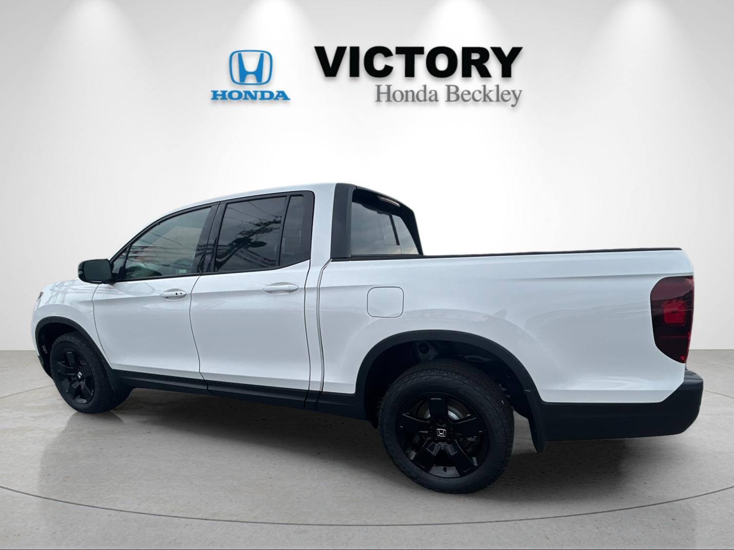 New 2026 Platinum White Pearl Honda Black Edition image 3