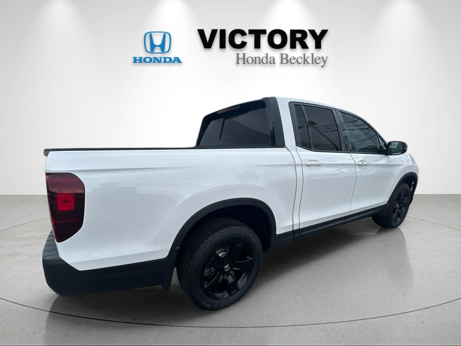 New 2026 Platinum White Pearl Honda Black Edition image 5