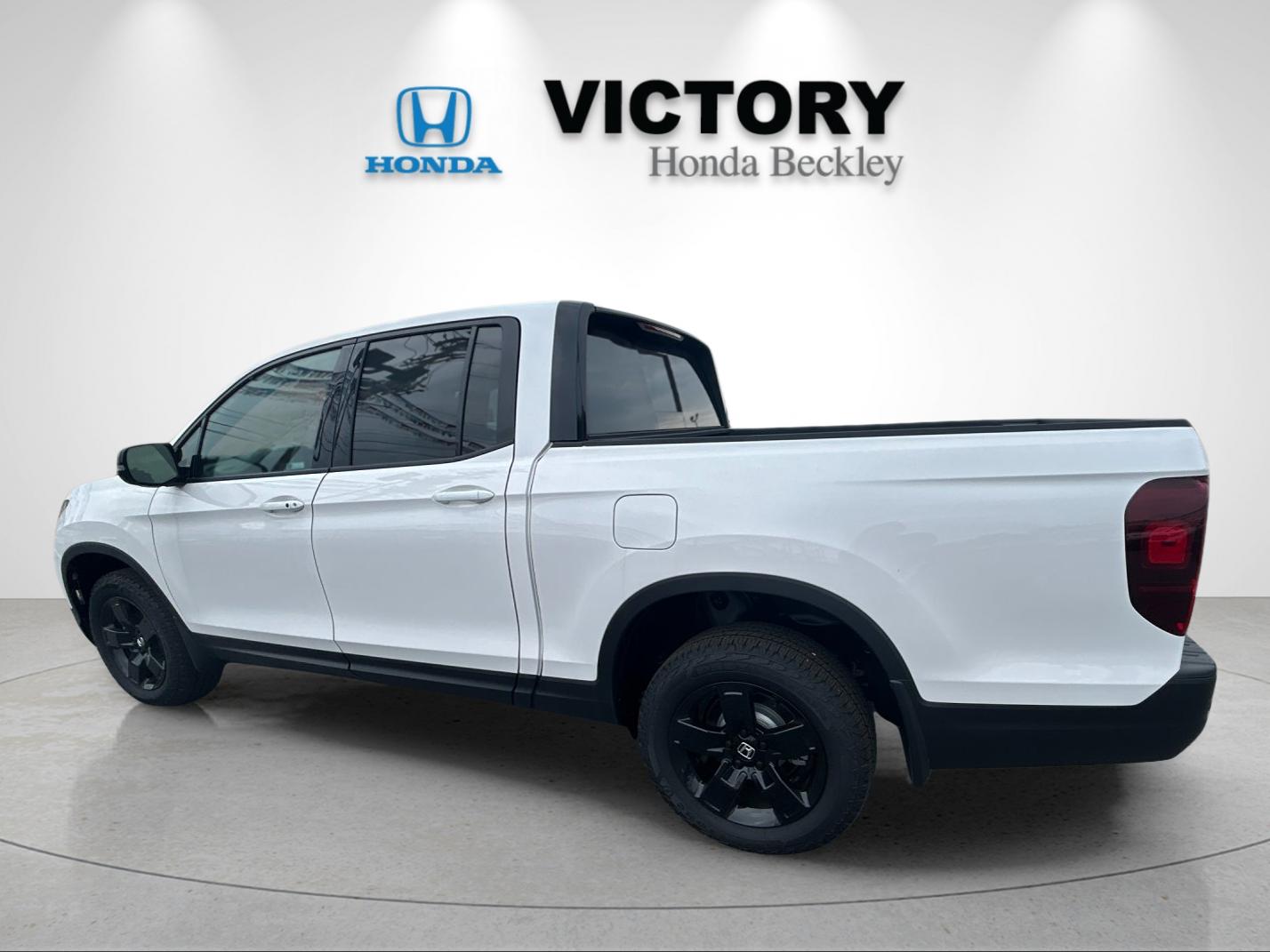 New 2026 Platinum White Pearl Honda Black Edition image 3