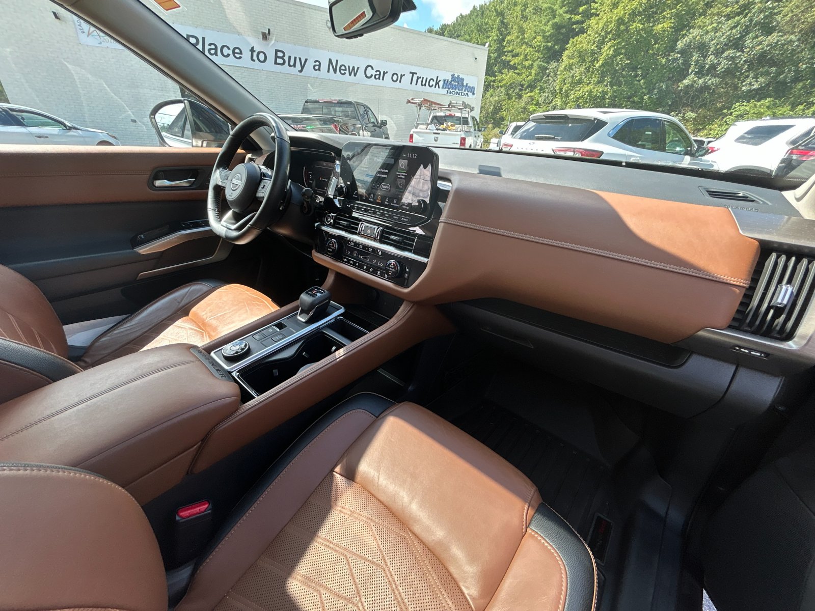 Used 2023 Gun Metallic Nissan Platinum image 20