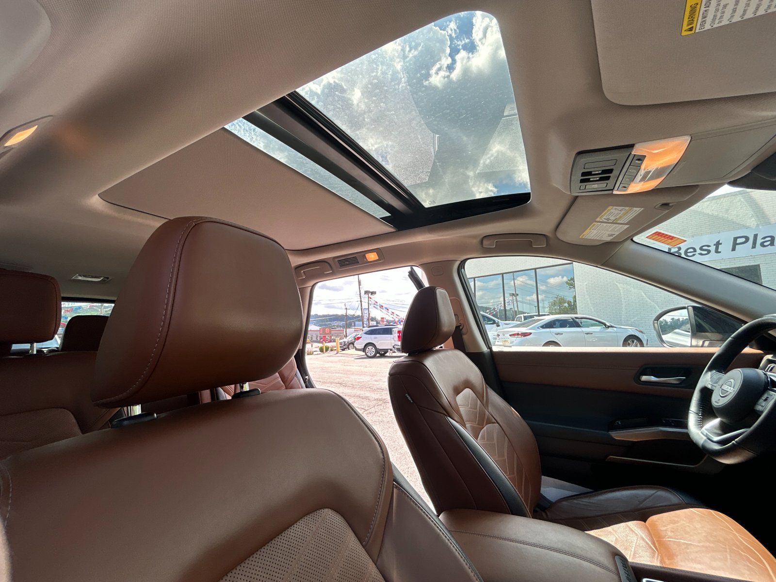 Used 2023 Gun Metallic Nissan Platinum image 21