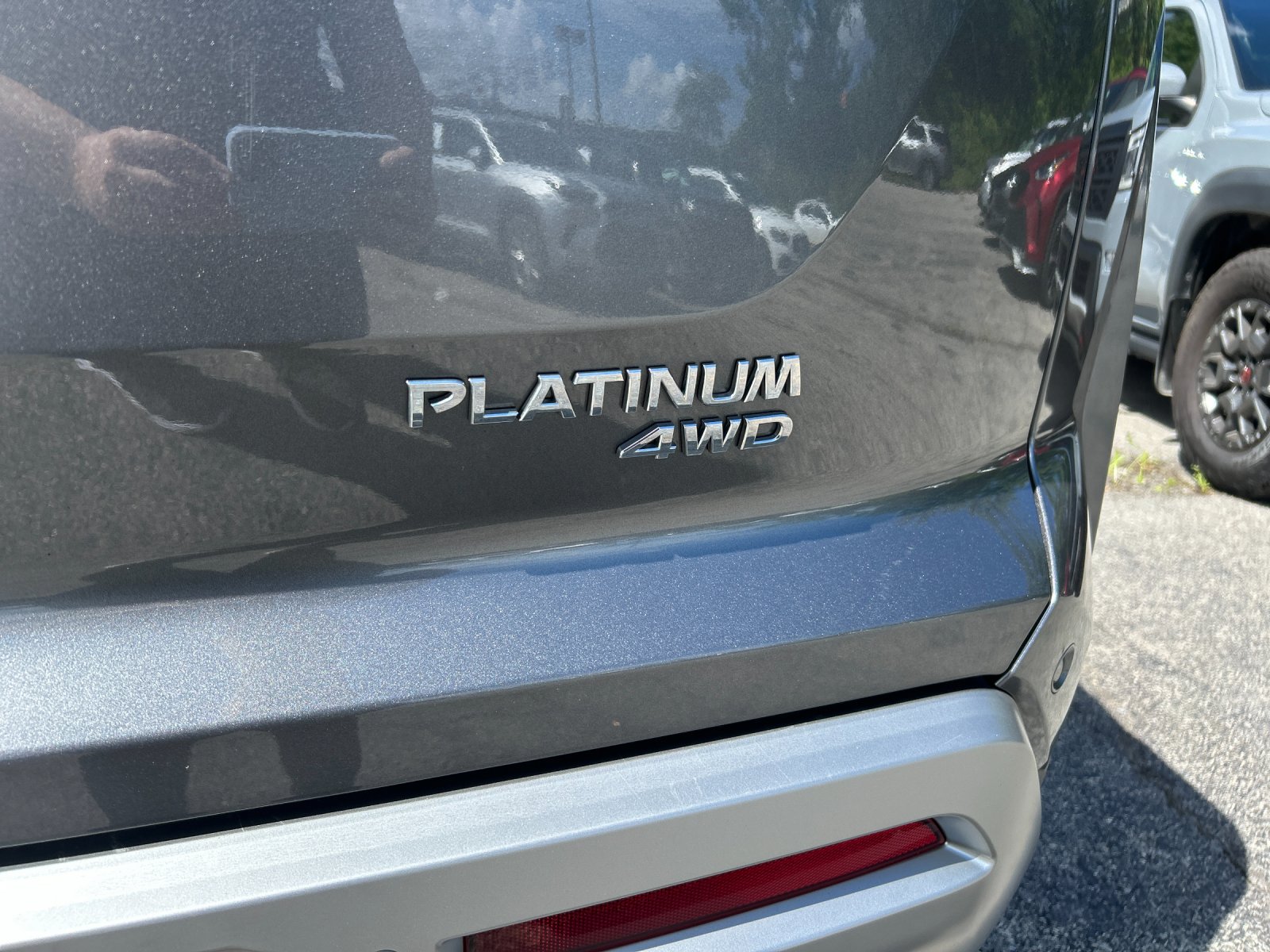 Used 2023 Gun Metallic Nissan Platinum image 37