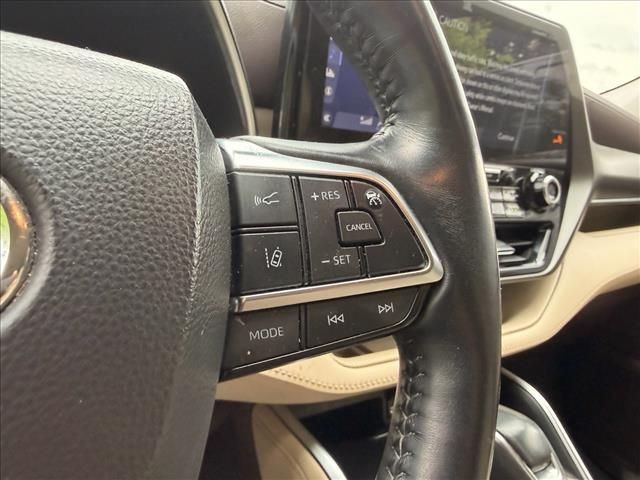 Used 2021 Blizzard Pearl Toyota Limited image 14