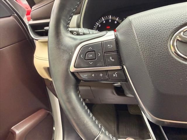 Used 2021 Blizzard Pearl Toyota Limited image 15
