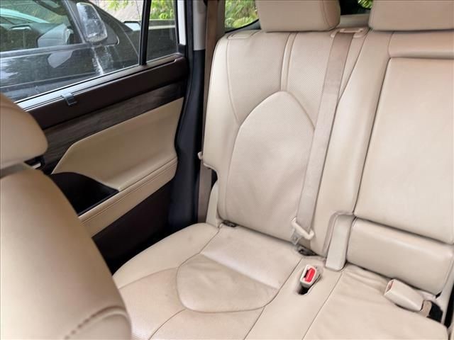 Used 2021 Blizzard Pearl Toyota Limited image 17