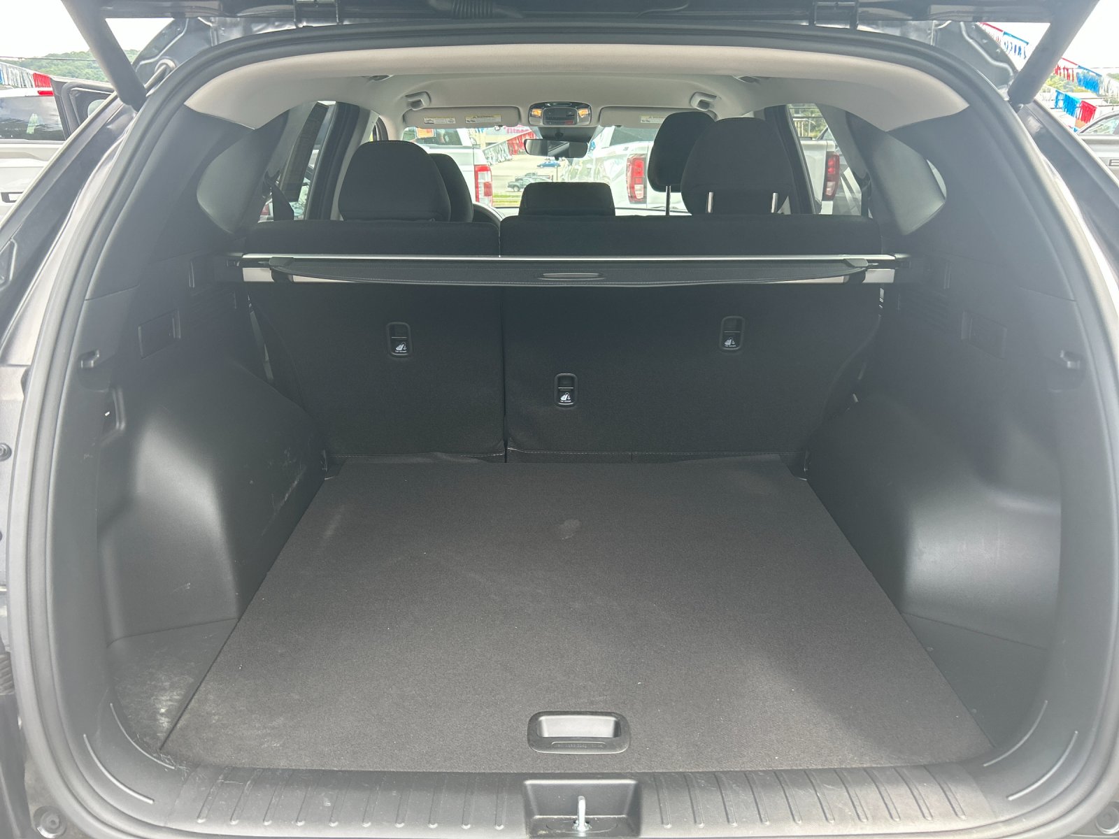 Used 2024 Black Pearl Hyundai SEL image 18