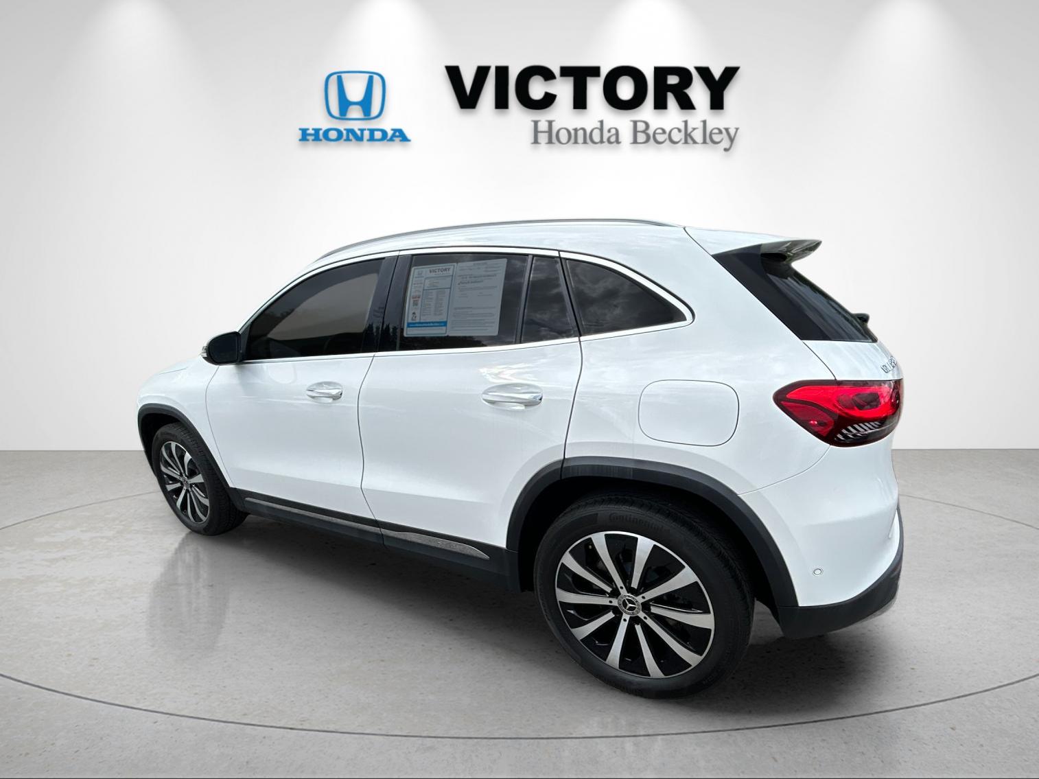 Used 2022  Mercedes-Benz GLA 250 image 3