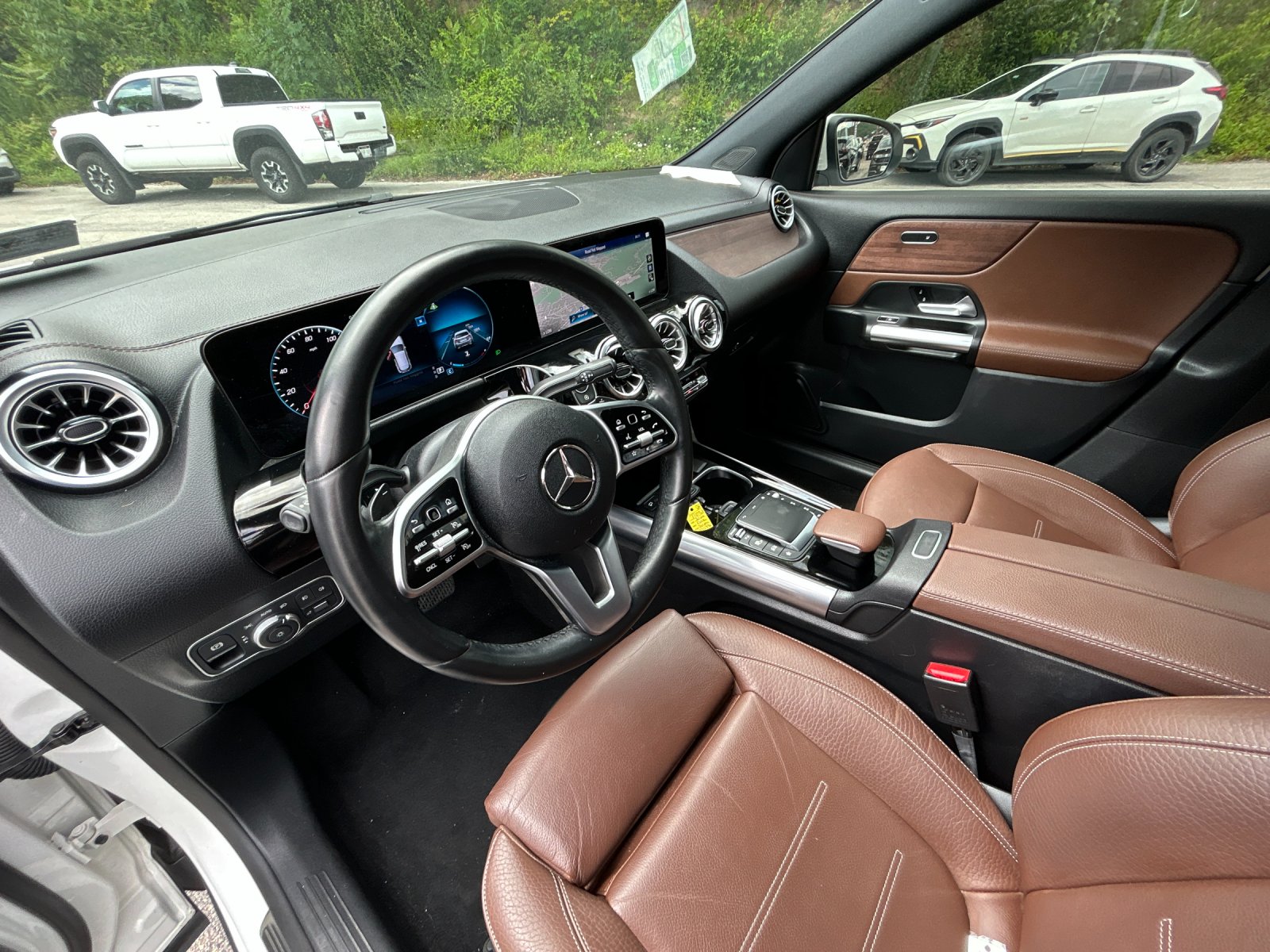 Used 2022  Mercedes-Benz GLA 250 image 11