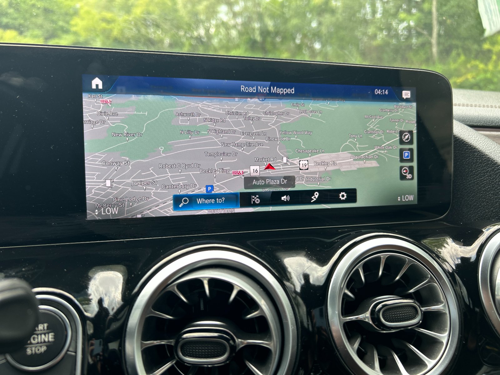 Used 2022  Mercedes-Benz GLA 250 image 24