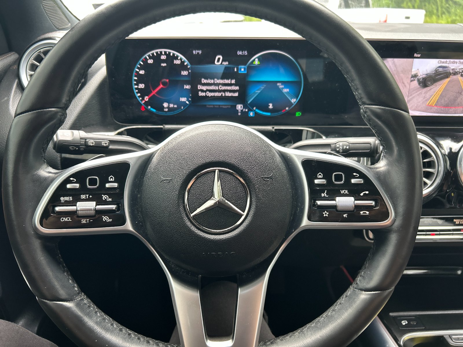 Used 2022  Mercedes-Benz GLA 250 image 29