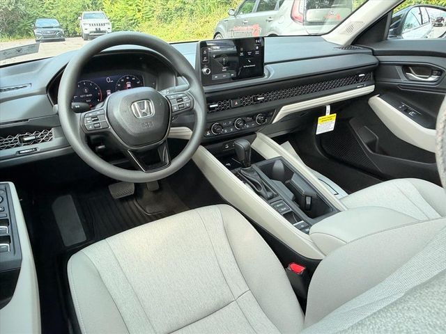 New 2026 Platinum White Pearl Honda SE image 4
