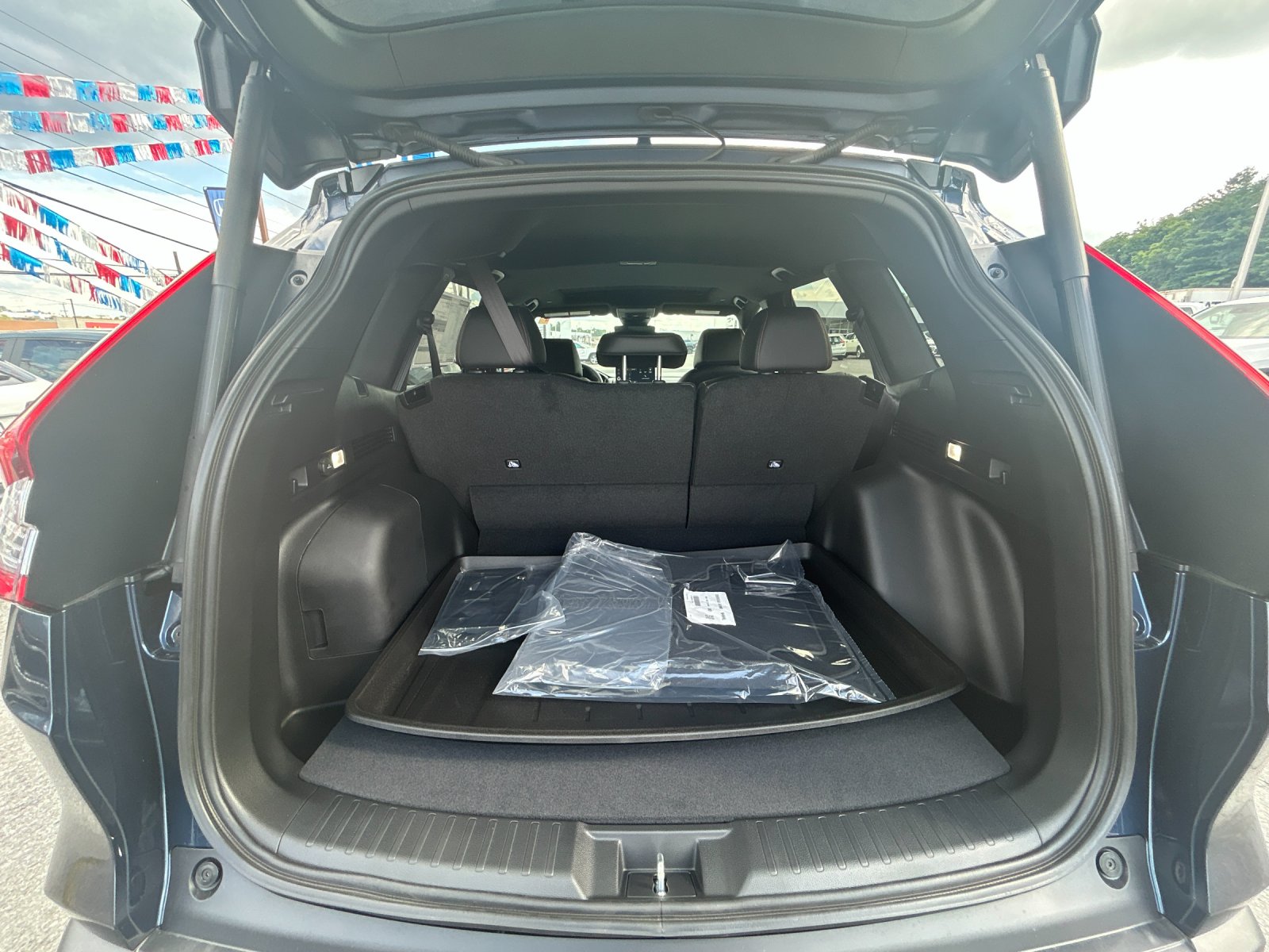 New 2026 Canyon River Blue Metallic Honda AWD Sport-L Hybrid image 18