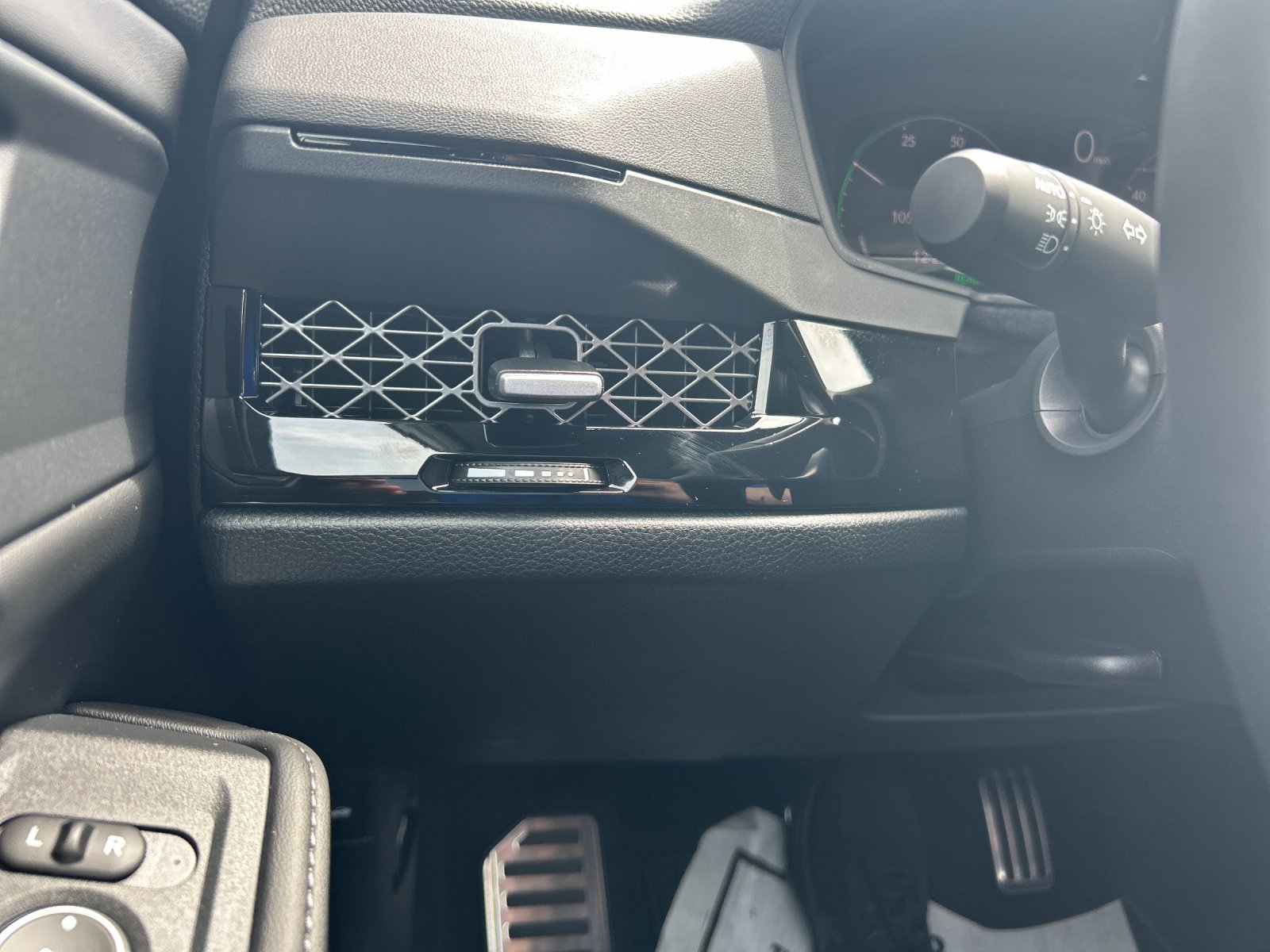 New 2026 Urban Gray Pearl Honda Sport Hybrid image 32