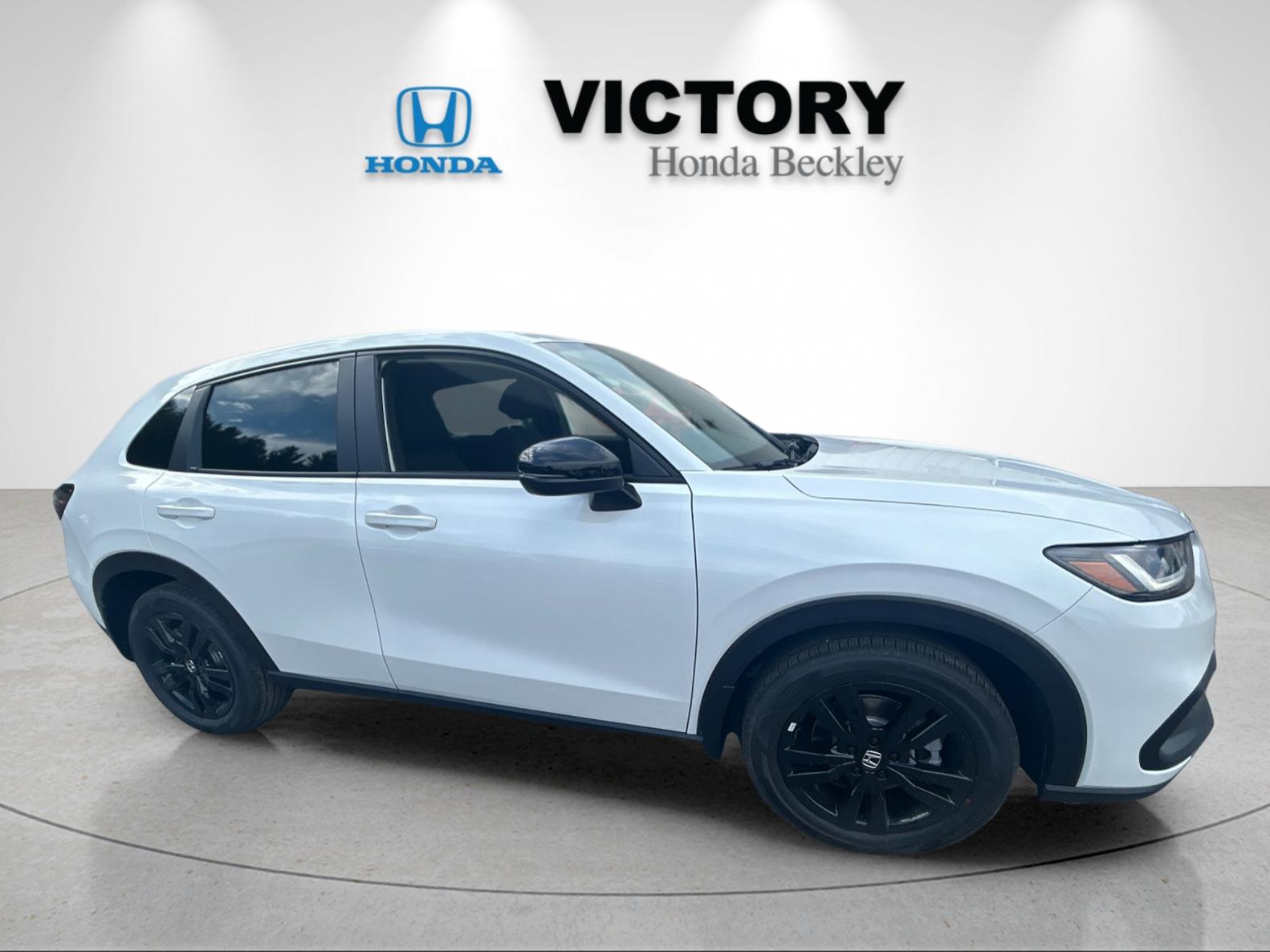 New 2027 Platinum White Pearl Honda Sport AWD image 7