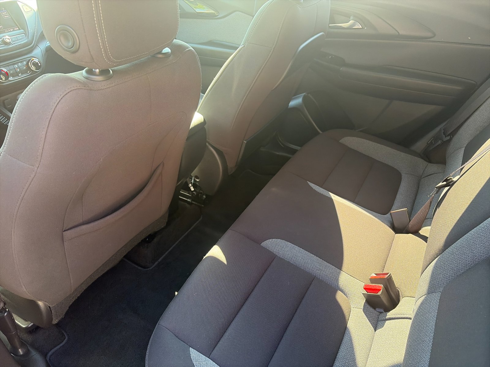Used 2023 Crimson Chevrolet LT image 14
