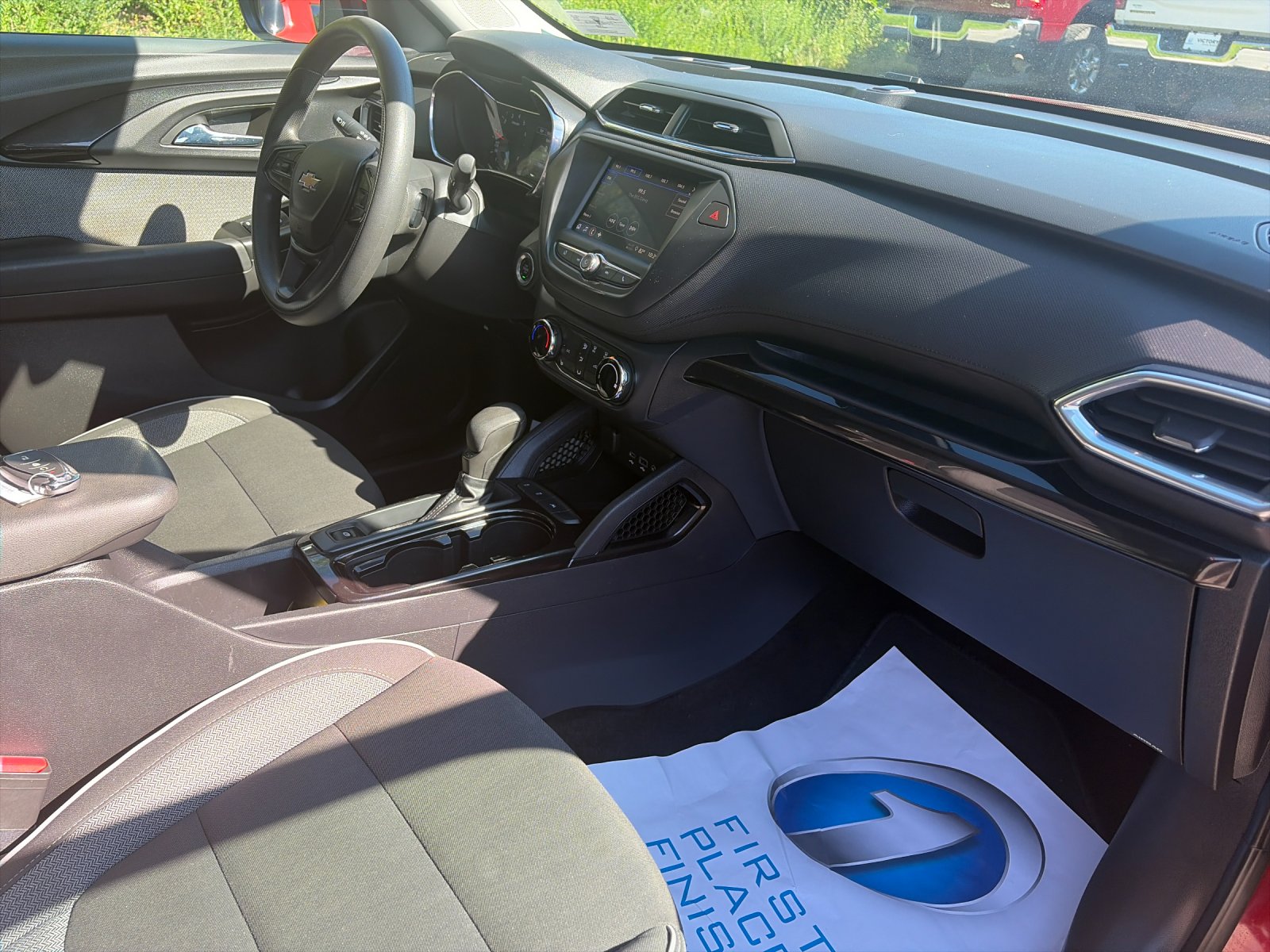 Used 2023 Crimson Chevrolet LT image 18