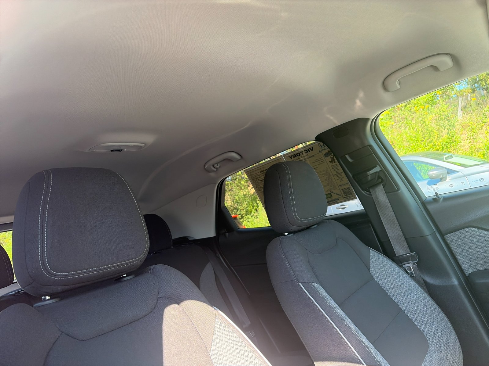 Used 2023 Crimson Chevrolet LT image 19