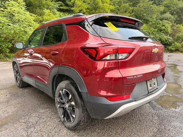 Used 2023 Crimson Chevrolet LT image 7