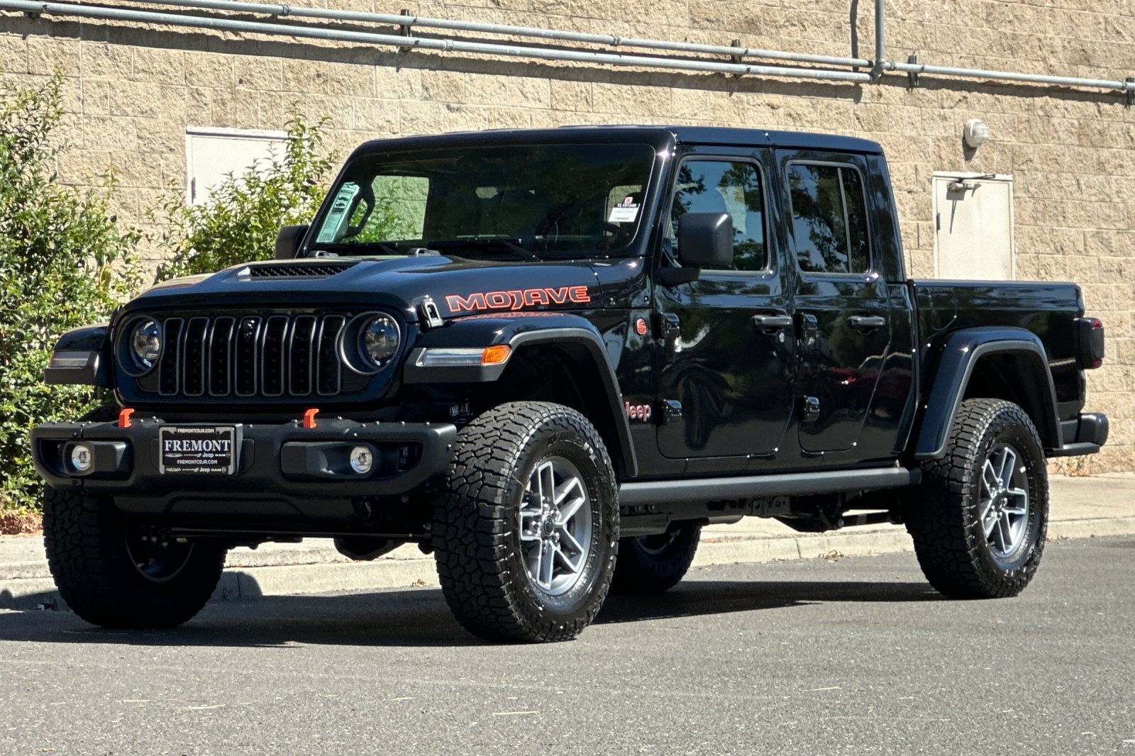 New 2026 Black Clear-Coat Exterior Paint Jeep Mojave X image 7