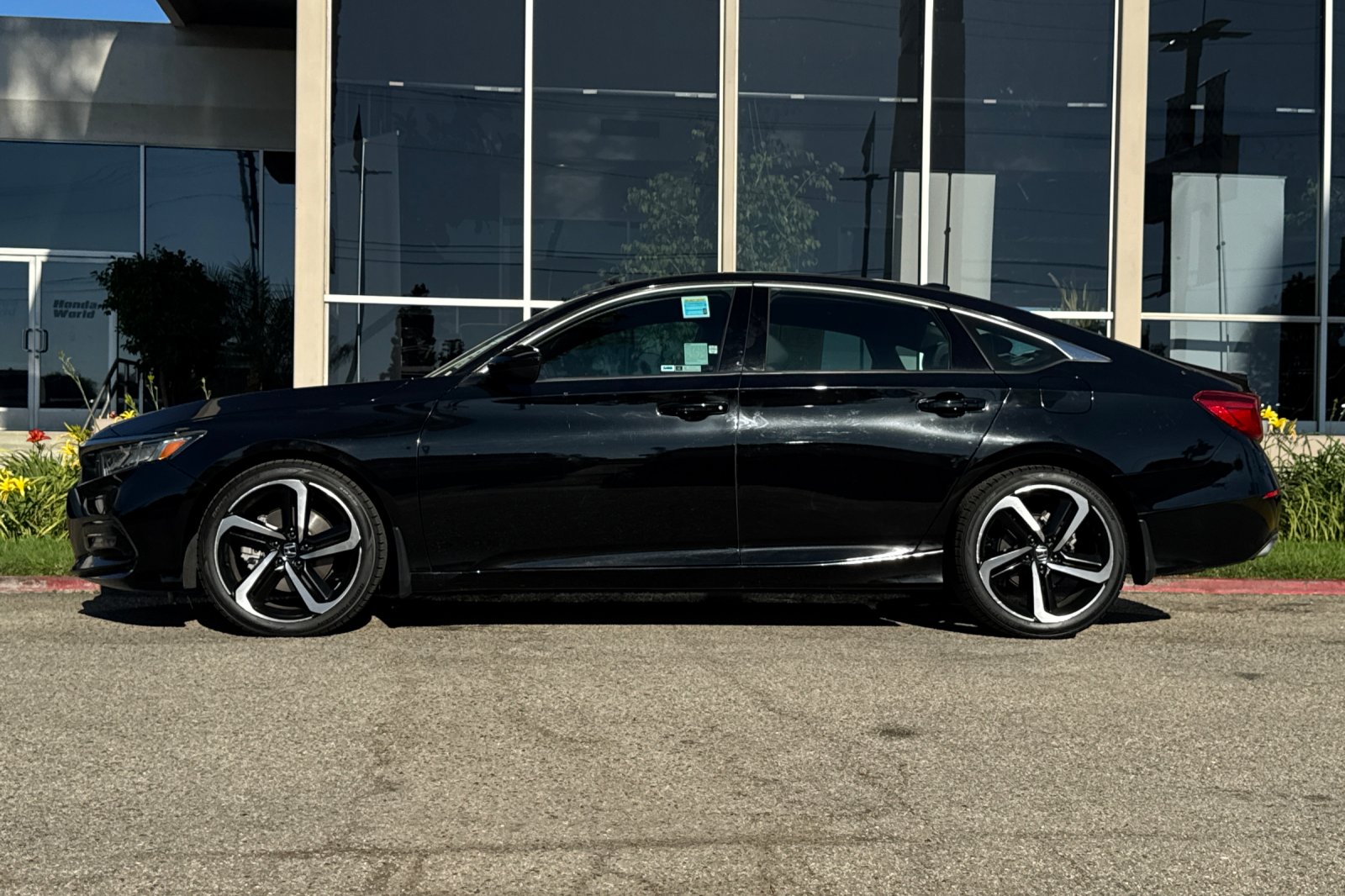 Certified Used 2018 Crystal Black Pearl Honda Sport image 7