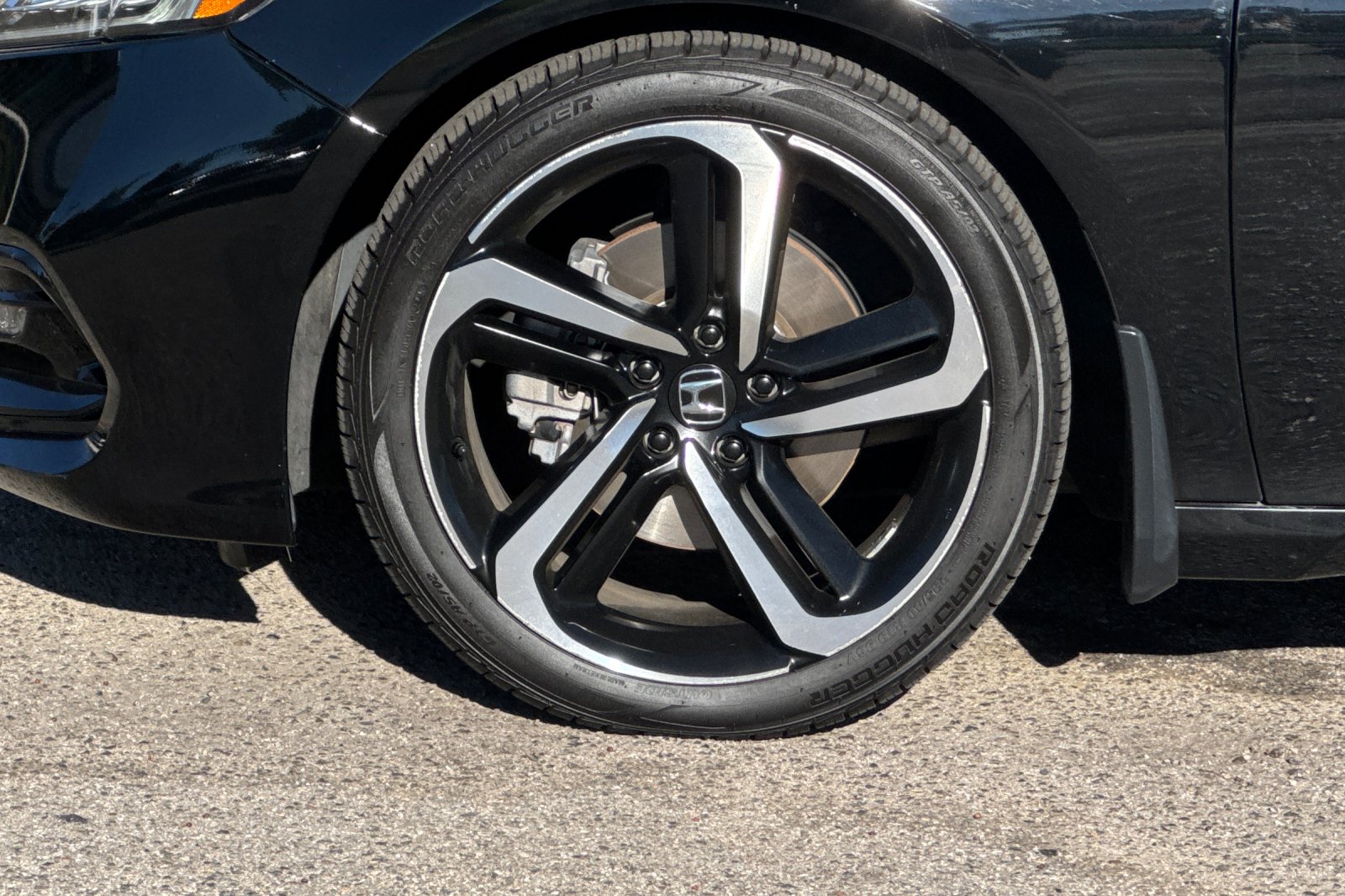 Certified Used 2018 Crystal Black Pearl Honda Sport image 25