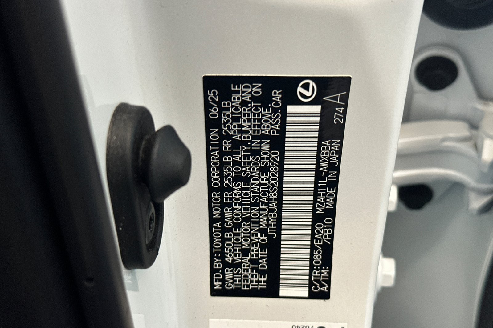Certified Used 2025 EMINENT WHITE PEARL Lexus 300h image 29