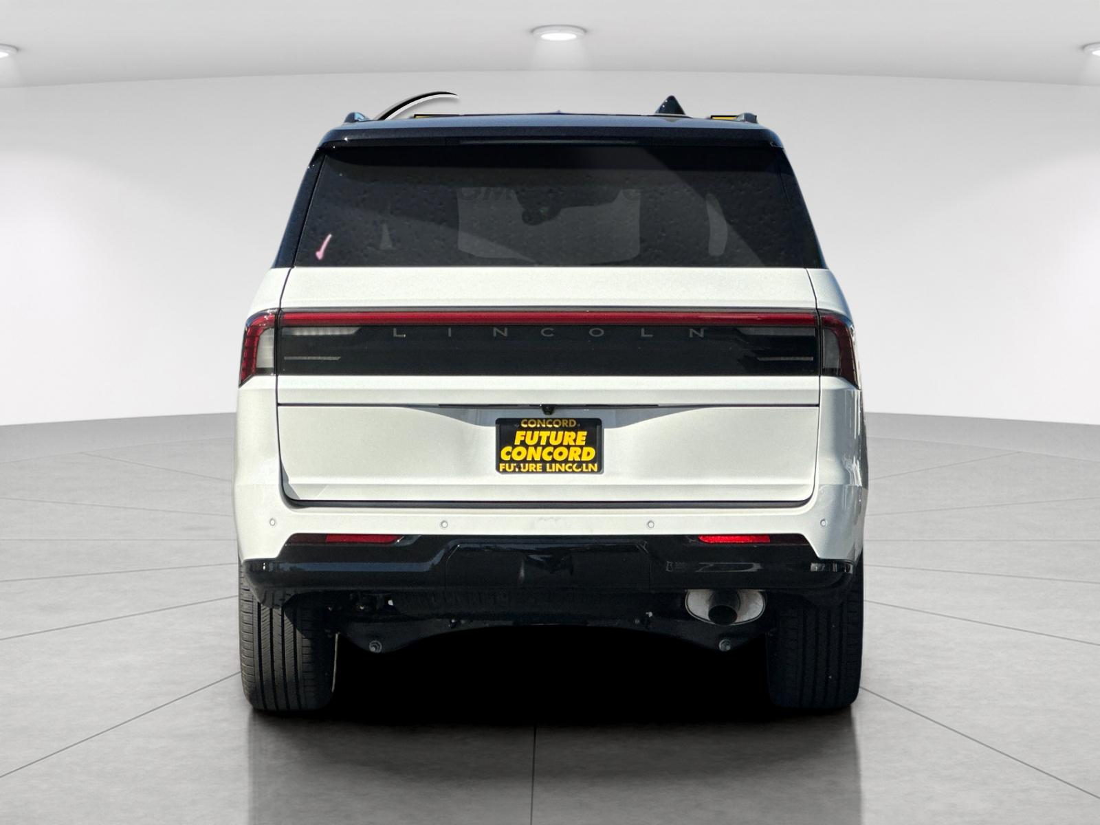 New 2027 Pristine White Metallic Tri-Coat Lincoln Black Label image 4