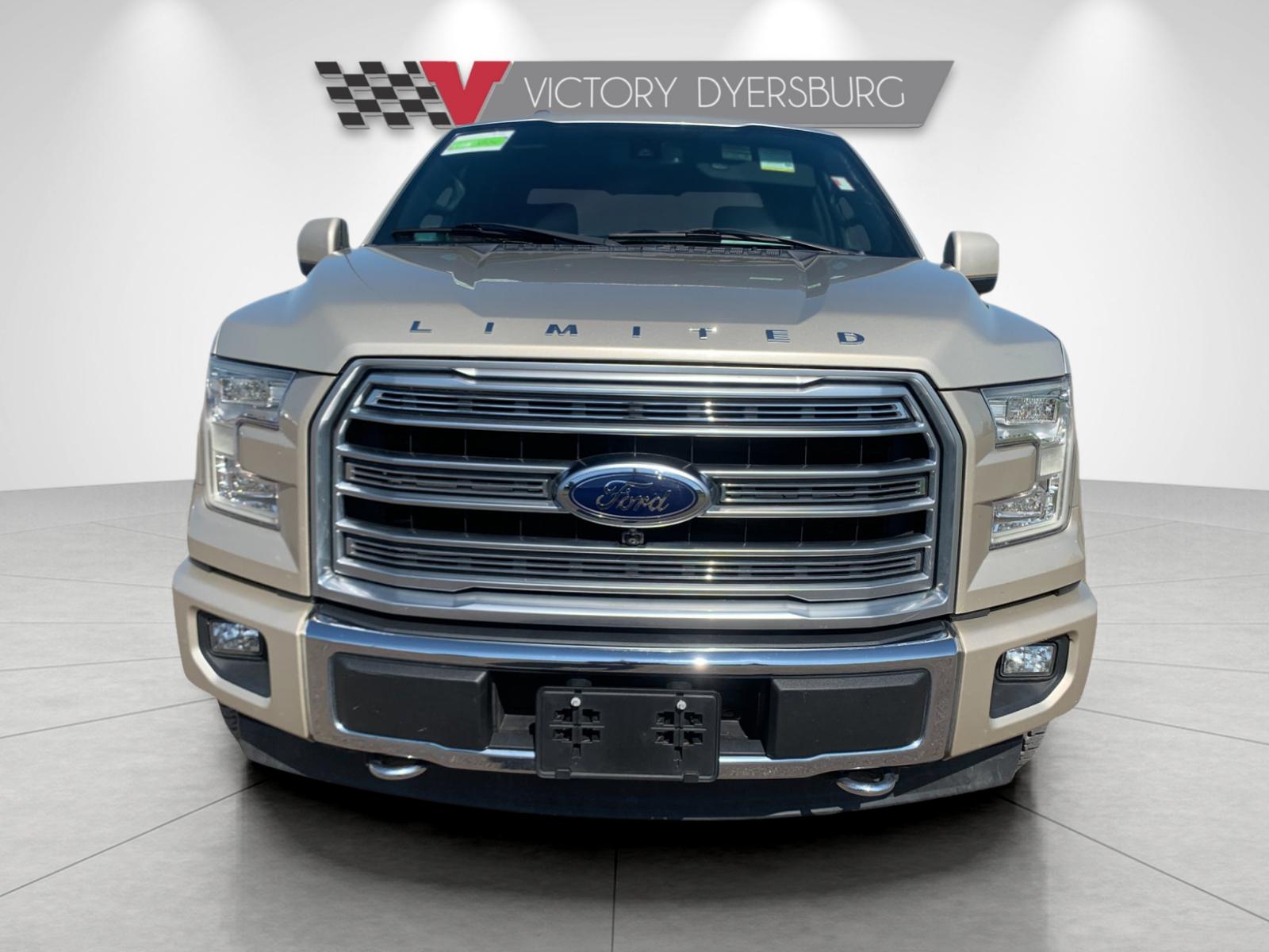 Used 2017 Gold Ford Limited image 9