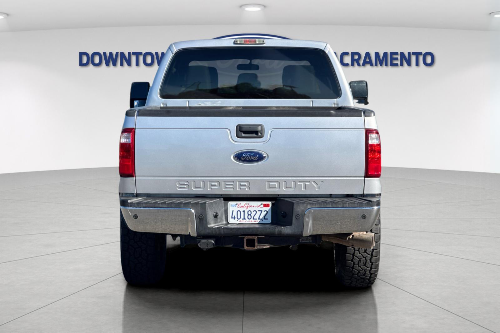 Used 2016 Ingot Silver Ford XLT image 9
