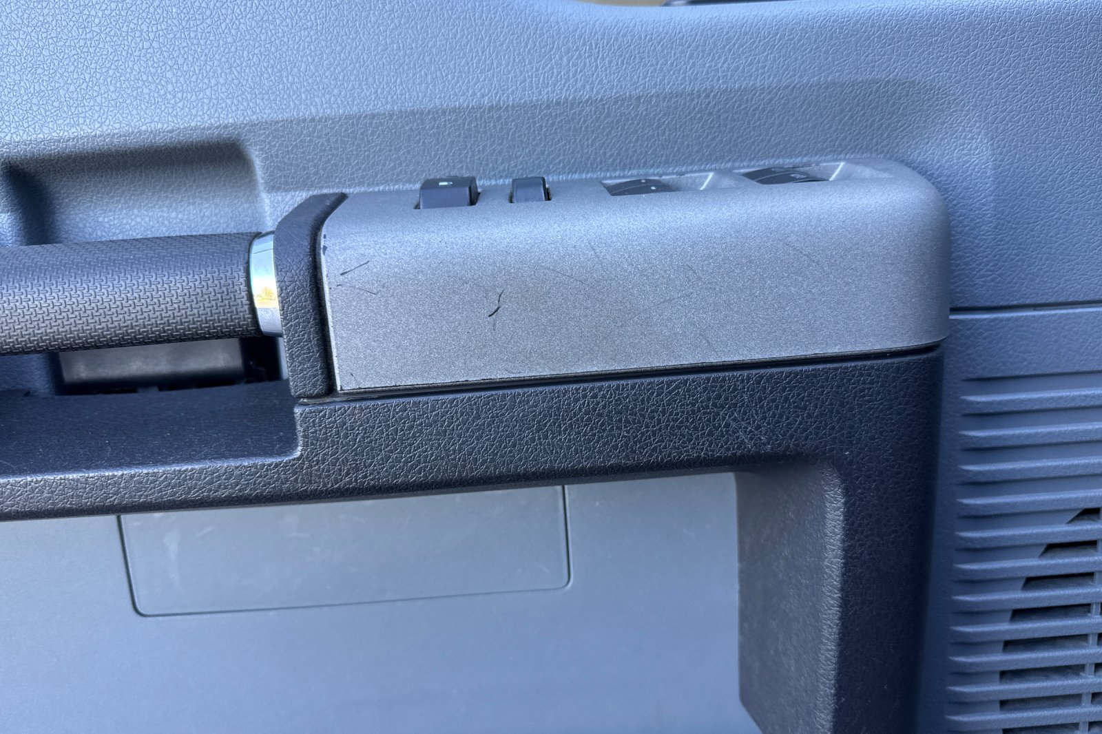 Used 2016 Ingot Silver Ford XLT image 16