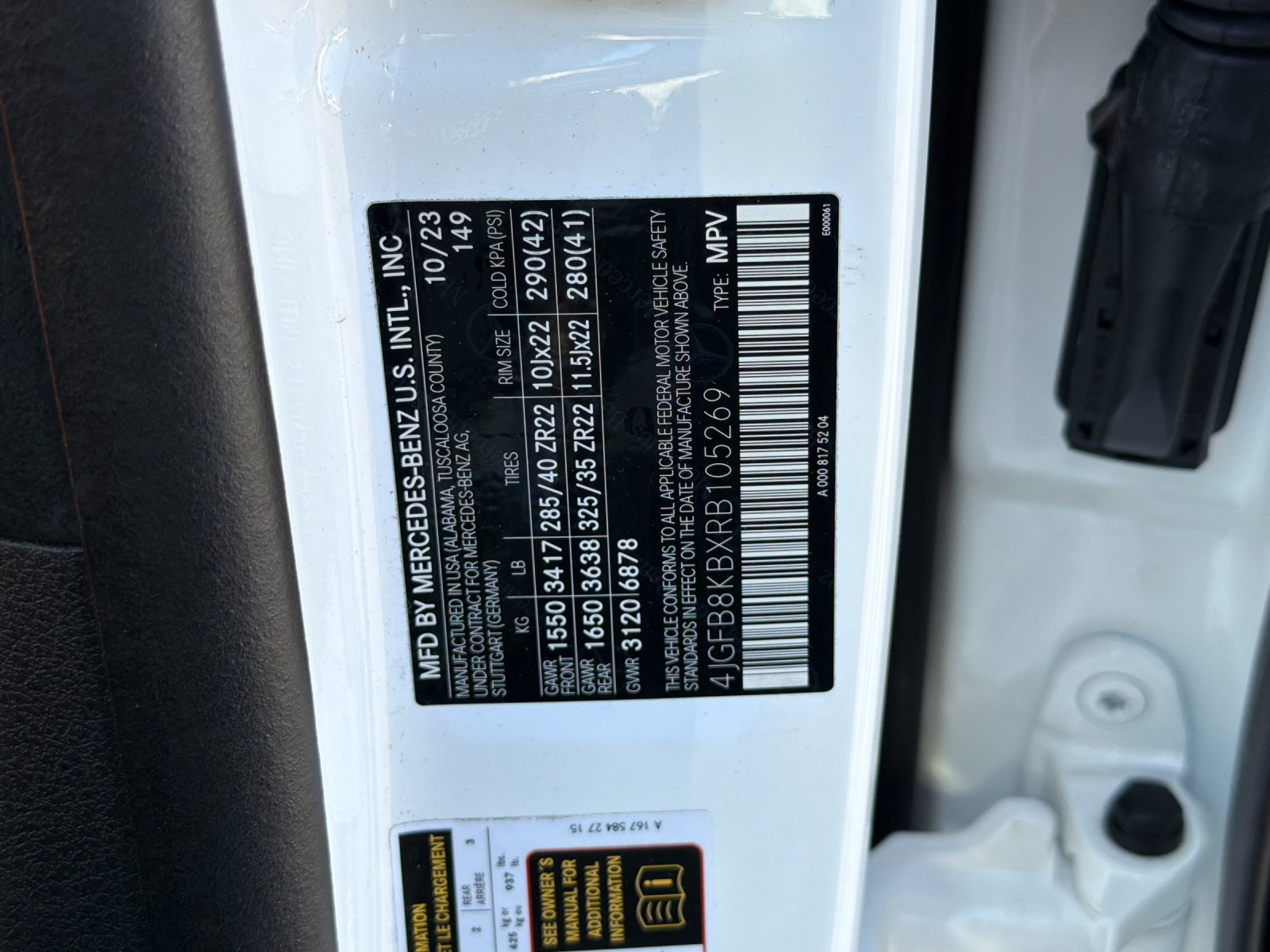 Certified Used 2024 Polar White Mercedes-Benz GLE 63 S AMG® 4D Sport Utility 4MATIC®  image 37