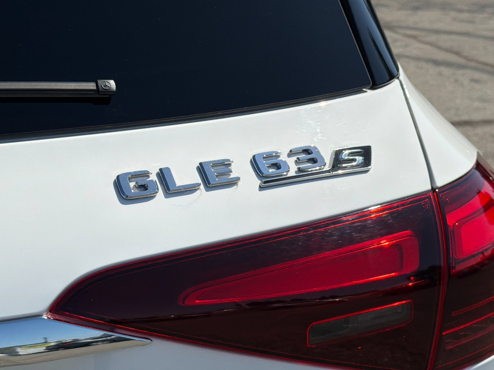 Certified Used 2024 Polar White Mercedes-Benz GLE 63 S AMG® 4D Sport Utility 4MATIC®  image 36