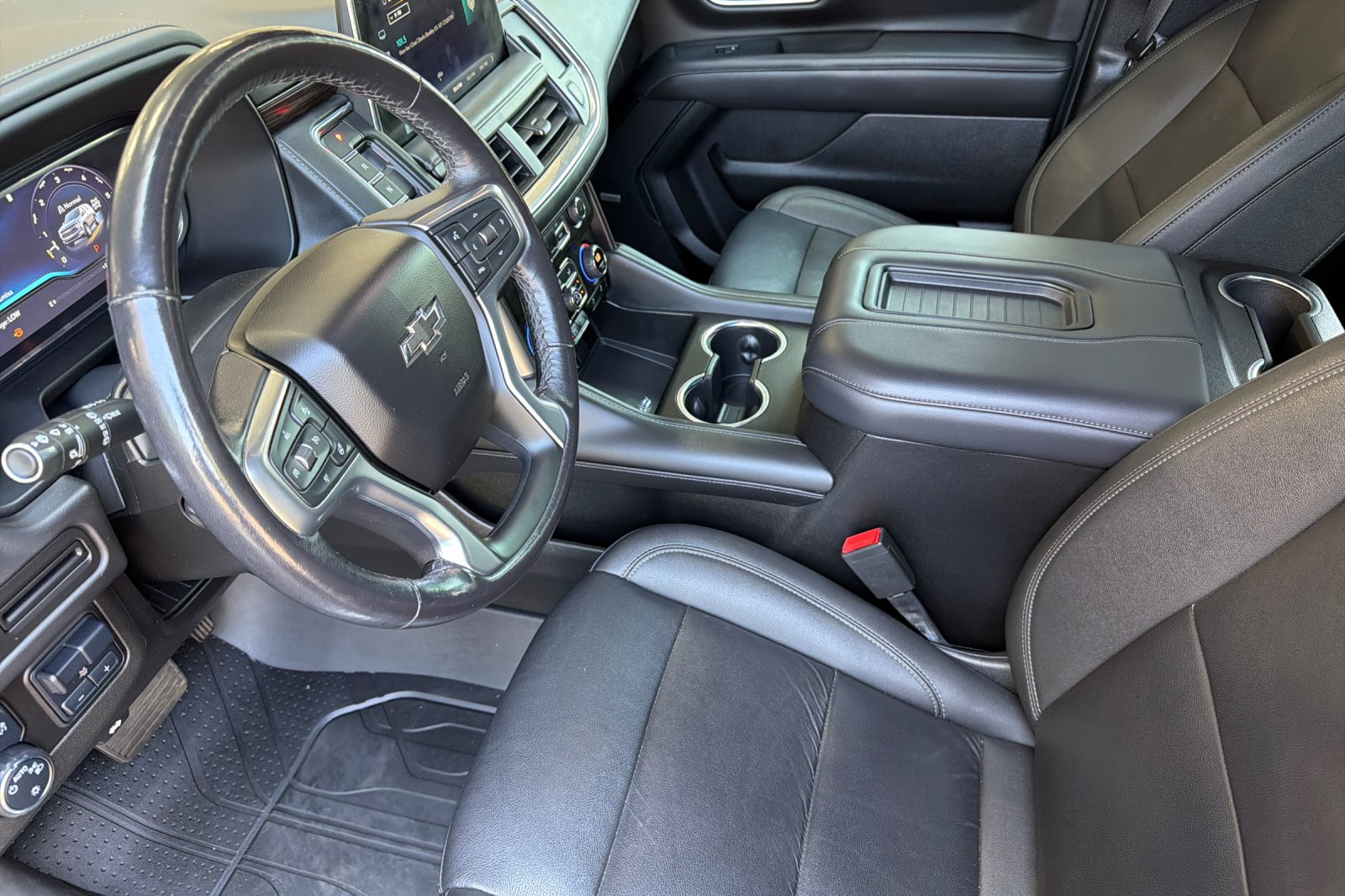 Used 2022 Gray Chevrolet Z71 image 7