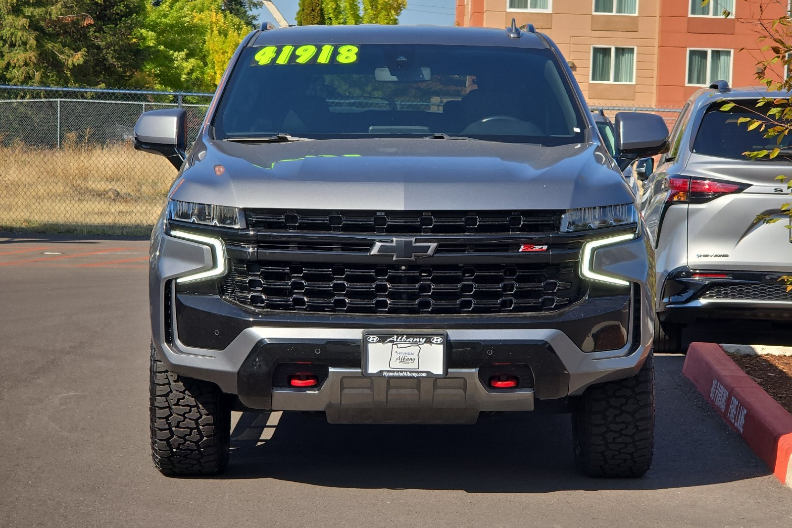 Used 2022 Gray Chevrolet Z71 image 6