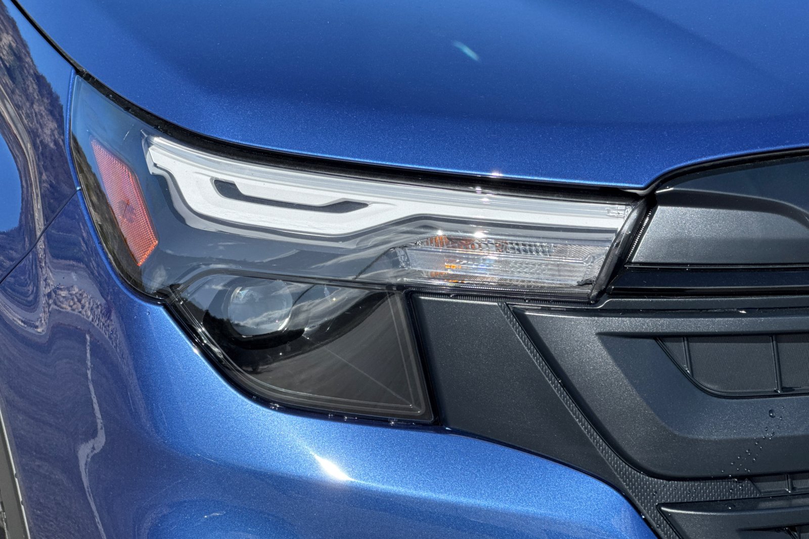 New 2026 DAYBREAK BLUE PEARL Subaru Standard Model image 31